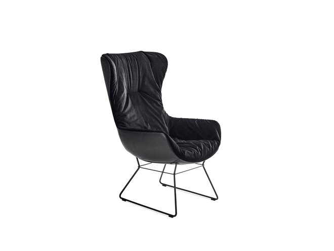 Freifrau Manufaktur Leya Cocktail Wingback Chair